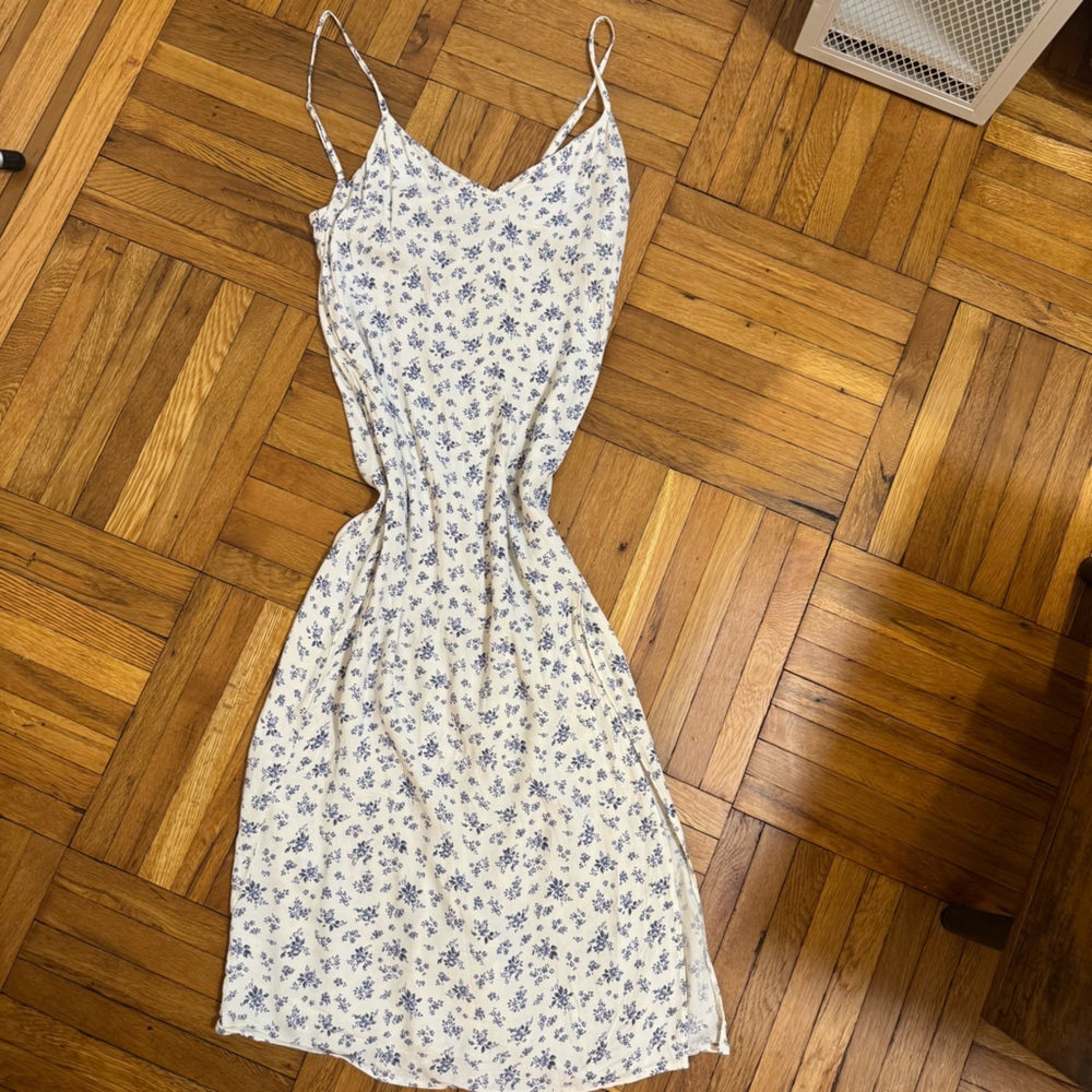 Reformation White and Blue Floral Maxi Dress - Picture 3 of 5